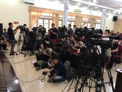 TRỰC TIẾP: Họp báo vụ bé 6 tuổi chết thương tâm vì bị bỏ quên trên xe ô tô