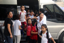 Học sinh trường Gateway bị bỏ quên trên ô tô chết thương tâm: Cục Trẻ em lên tiếng