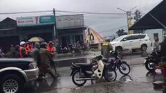 Giúp dân vượt lũ, một công an viên bị nước cuốn thiệt mạng