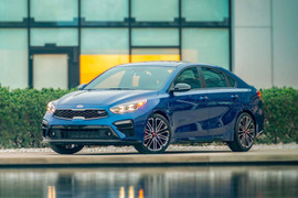 Xe thể thao Kia dùng động cơ tăng áp, giá hơn 500 triệu đồng