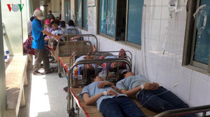 Ngộ độc thuốc diệt côn trùng: Hàng chục công nhân ở Bình Dương nhập viện