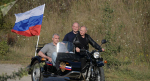 Dân Nga đòi Tổng thống Putin nộp phạt vì vi phạm luật giao thông