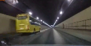 Đề nghị xử lý nghiêm lái xe khách chạy ngược chiều kiểu 'giết người' trong hầm Hải Vân