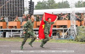 Việt Nam giành giải ba bài 'Bắn tỉa trong hành tiến' tại Army Games