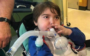 Cậu bé 6 tuổi mắc phải căn bệnh chưa từng có trong y học