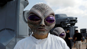 Trái Đất trông thế nào trong mắt người ngoài hành tinh?