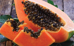 Video: Điều gì xảy ra khi bạn ăn hạt đu đủ?