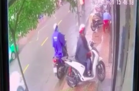Video: Gã thanh niên trộm xe SH trong 'chớp mắt' ở TP.HCM