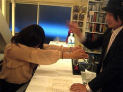 Tiêu hết tiền của chồng, một phụ nữ ở Nghệ An hoang tin bị bỏ thuốc mê