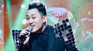 Tùng Dương hát rock trong Hòa nhạc 'Điều còn mãi 2019'