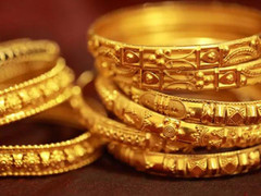 Giá vàng vượt đỉnh kỷ lục trong vòng 6 năm