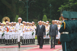 Thủ tướng Nguyễn Xuân Phúc chủ trì lễ đón Thủ tướng Malaysia