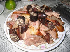 Những người này không nên ăn thịt chó nếu không muốn ‘rước họa vào thân’