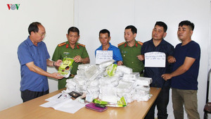 Bắt giữ nhóm vận chuyển 50kg ma túy đá ở Điên Biên