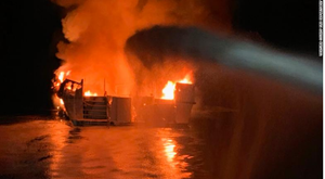 Hiện trường khủng khiếp vụ cháy tàu du lịch làm 8 người chết ở Mỹ