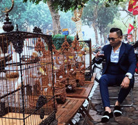 Người đàn ông bỏ 10 tỷ đồng cho thú chơi chim
