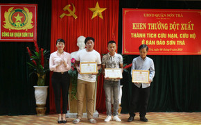 Truy tặng bằng khen cho công dân dũng cảm cứu nhóm du khách bị lạc trên núi Sơn Trà