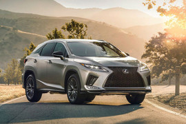 Lexus RX 2020 chốt giá hơn 1 tỷ đồng