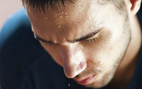 Những lý do khiến bạn đổ mồ hôi nhiều hơn bình thường