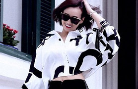 Sau nhiều năm rút lui khỏi showbiz, Lã Thanh Huyền bất ngờ tái xuất với vai trò người mẫu