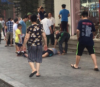 Nổ lớn ở Linh Đàm, 4 người bị thương