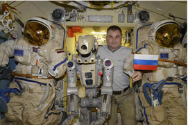 Robot đầu tiên của Nga trên vũ trụ hoàn thành nhiệm vụ tại ISS