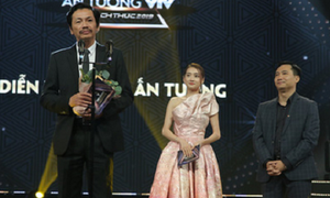 'Về nhà đi con' chiến thắng tuyệt đối ở 'VTV Awards'