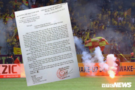 Thứ trưởng Lê Khánh Hải: ‘Xử lý nghiêm BTC sân Hàng Đẫy, lắp camera giám sát khán đài’