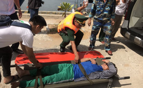 5 ngư dân Đà Nẵng ngộ độc cá trên biển, 1 người chết