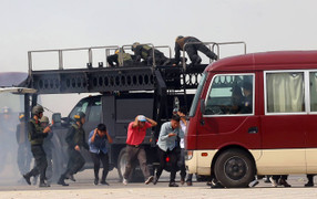 Video: Cảnh sát đặc nhiệm diễn tập bắt khủng bố, giải cứu con tin