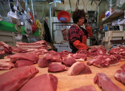 Bí mật kho thịt lợn đông lạnh dự trữ quý hơn vàng của Trung Quốc