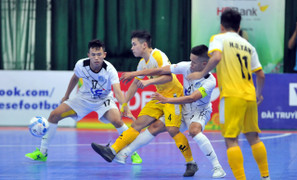 Hồ Văn Ý mắc sai lầm phút cuối, Thái Sơn chia điểm với Sahako trận 'chung kết' mùa giải