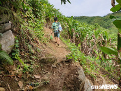 Gian nan đường lên điểm trường chỉ có 2 cô giáo, 34 học sinh làm lay động hàng triệu con tim ngày khai giảng