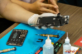 Tháo tung iPhone 11 Pro Max đầu tiên ở Việt Nam