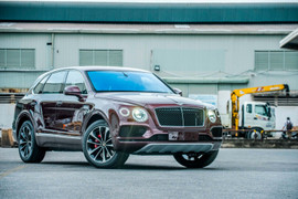 Đại gia Việt tậu Bentley Bentayga V8 hàng hiếm, trang bị khác biệt