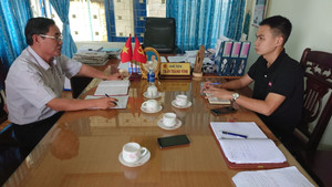 Vợ khai tử cho chồng còn sống, cán bộ xã bị kiểm điểm