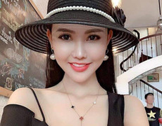 Khởi tố 'má mì' xinh đẹp điều hành đường dây gái gọi nghìn USD