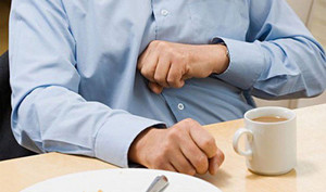 Đầy hơi, chướng bụng - dấu hiệu cảnh báo bệnh nguy hiểm, thậm chí ung thư