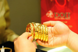 Già vàng lập kỷ lục, vượt đỉnh mới