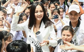 Hoa hậu Mai Phương Thúy: 'Hãy cứ làm những điều trái tim mách bảo, dù có điên rồ tới đâu'