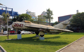 Cận cảnh MiG-17: Tiêm kích cùng anh hùng Nguyễn Văn Bảy bắn rơi 7 máy bay Mỹ