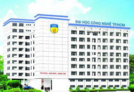 Trường báo điểm thẳng cho phụ huynh, sinh viên Hutech 'dở khóc dở cười' vì bị mắng oan