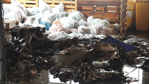 Cháy kho ở khu công nghiệp, 2 nữ công nhân ngạt khói