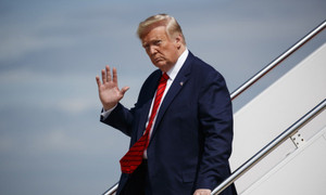 Nhiệm kỳ Tổng thống của ông Trump chưa bao giờ rủi ro và sóng gió đến thế