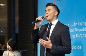 Trọng Hiếu từng được Tổng thống Đức tặng quà đặc biệt