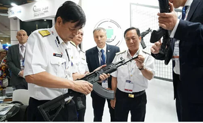 Nga sẵn sàng cung cấp vũ khí hiện đại cho Việt Nam