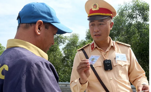 CSGT không được lập chốt trên cao tốc để đảm bảo an toàn