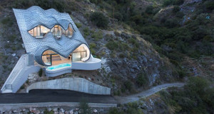 Kinh ngạc biệt thự cheo leo trên vách núi đẹp lung linh