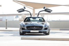 Siêu xe Mercedes-Benz ‘bỏ xó’ 5 năm, rao bán gần 10 tỷ đồng