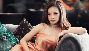 Vốn nổi tiếng với phong cách kín đáo, điều gì khiến Dương Hoàng Yến ngày càng gợi cảm?